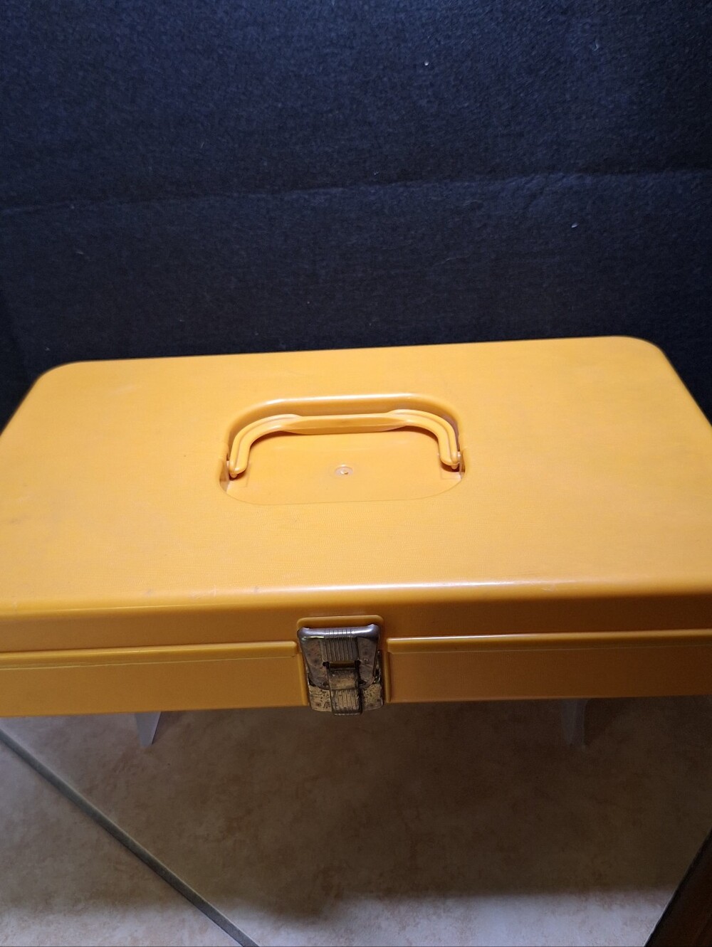 VTG Wilson Wil-Hold Sewing Box Thread/Bobbin Holders Mustard Yellow 12.5” X 8.5”